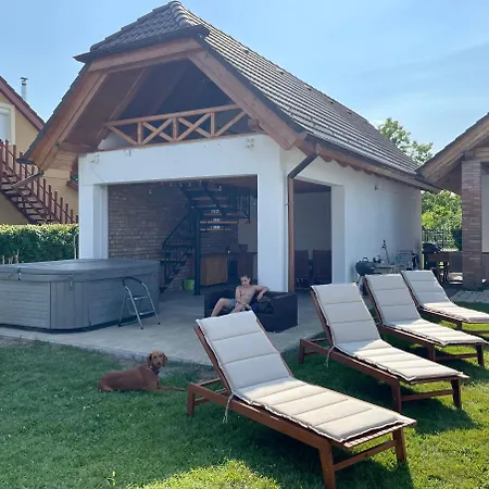 Holiday home Mariska *